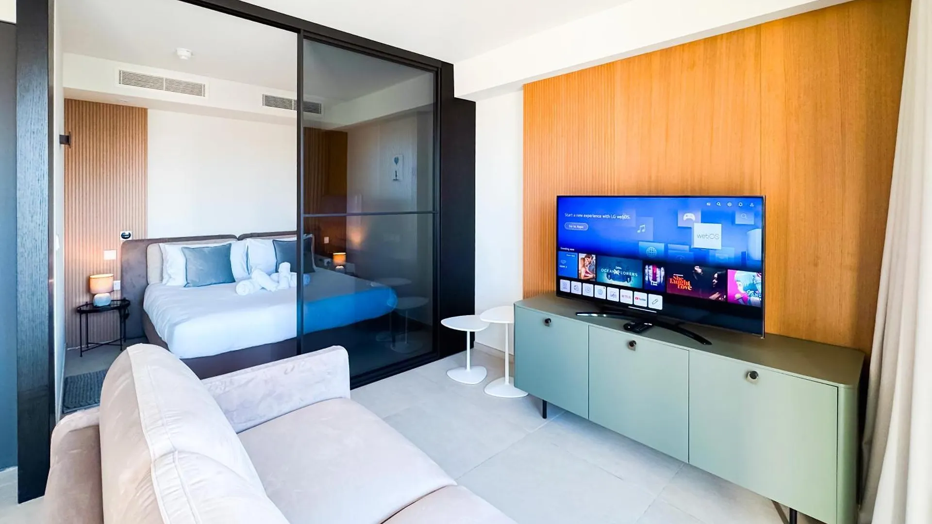 Apartment Mercury Suite Bright With Pool Access By Arcobnb Saint Julian's